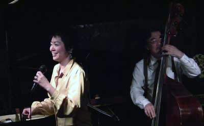 榊原洋子 岡田勉