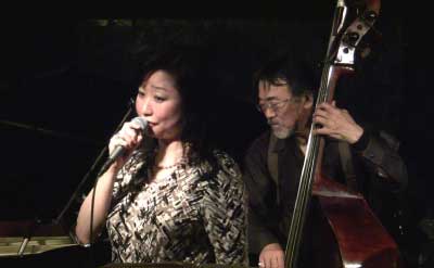 山本奈々 岡田勉