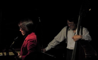 小林美千代 岡田勉