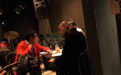 江藤良人(ds)岡田勉(b)後藤浩二(p)