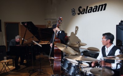 Donny Schwekendiek 岡田勉 渡辺裕之